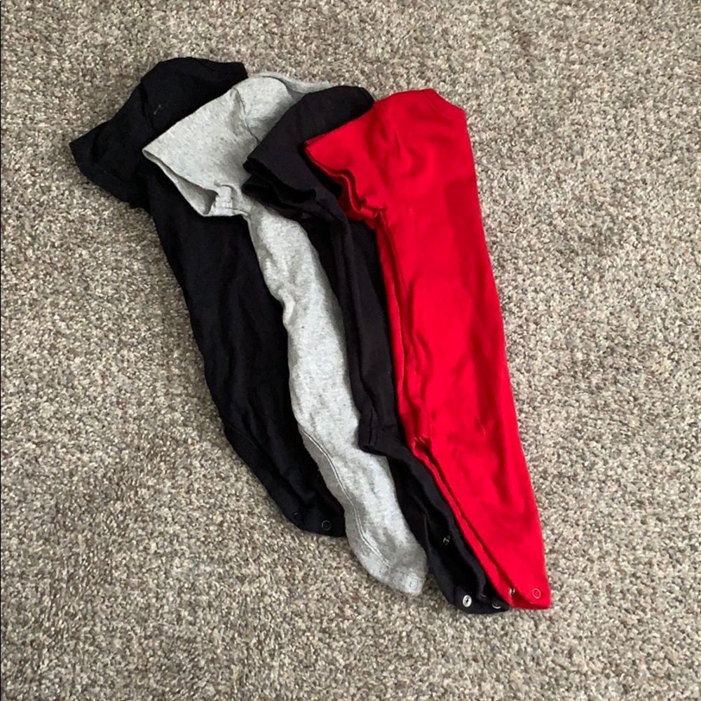 Set of 4 Short sleeve onesies